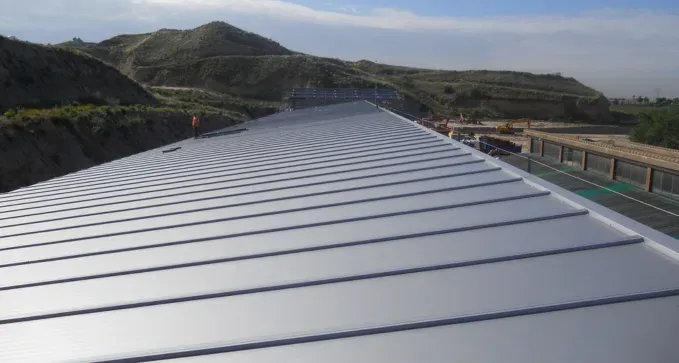 montaje de tejados para naves industriales en segovia