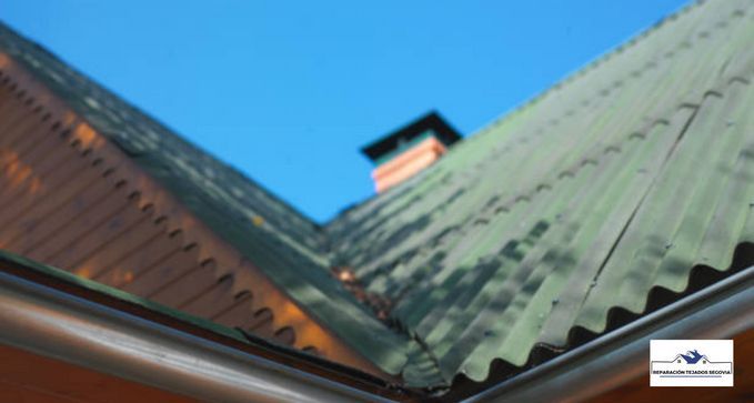 Montar Onduline Bajo Teja en Navas de Oro, Segovia