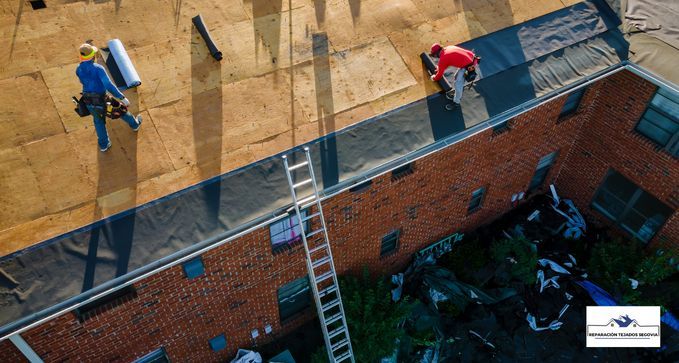 Montar Tejados y Cubiertas en Trescasas, Segovia